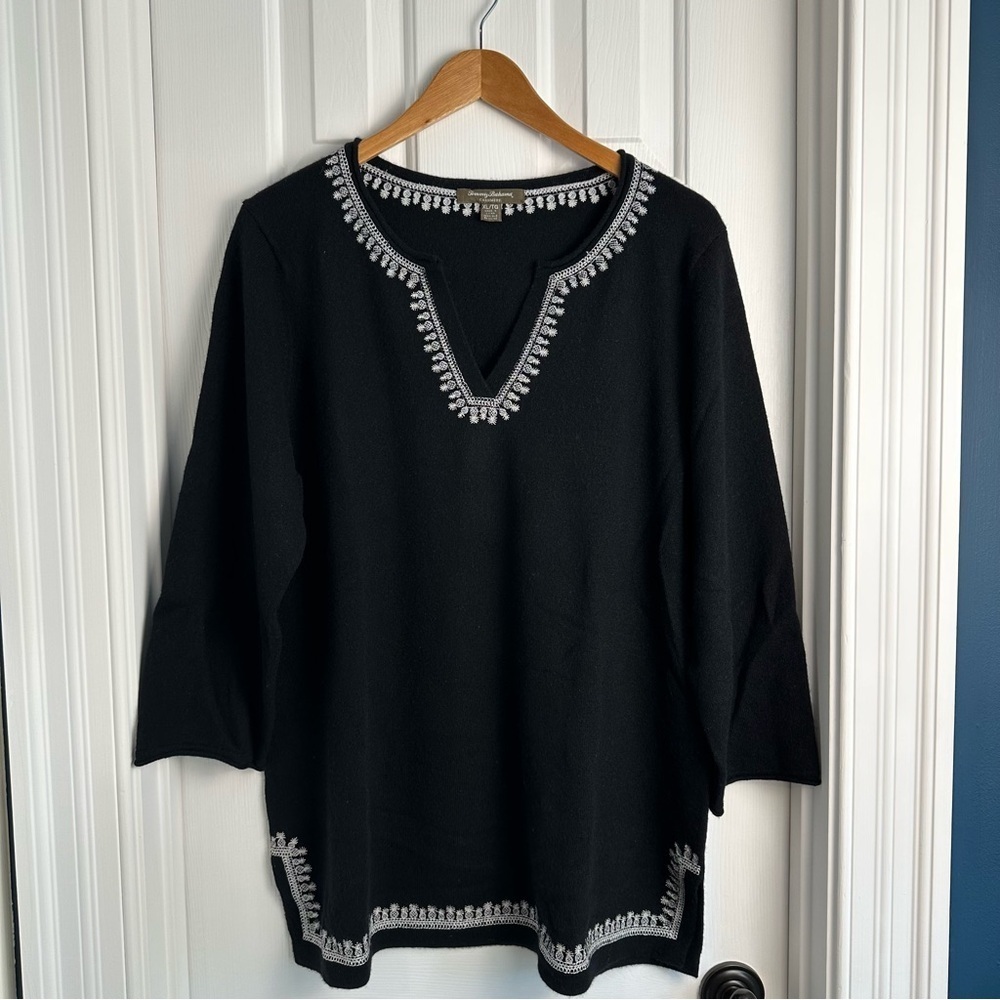 Tommy Bahama Women's Island Cashmere Embroidered Tunic EUC